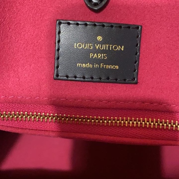 Authentic Louis Vuitton onthego mm epi black - Picture 4 of 6